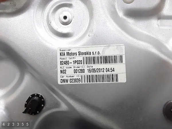 Régulateur de vitre Kia Venga OEM 824801P020 - Occasion image 4