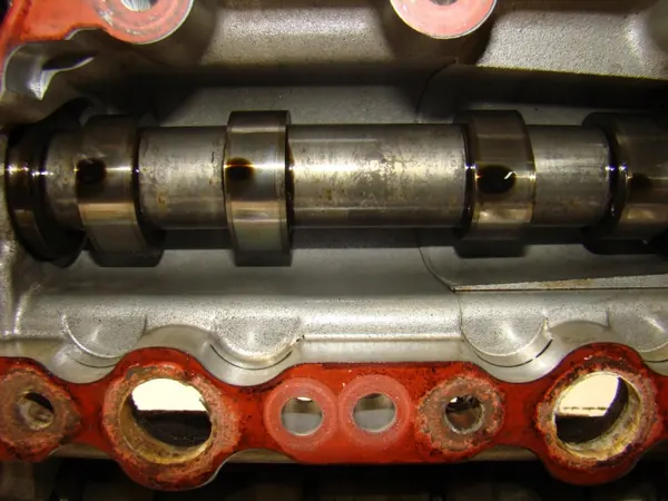 Venttiilikansi OEM 504167975 Iveco Ducato 2.3:lle image 6