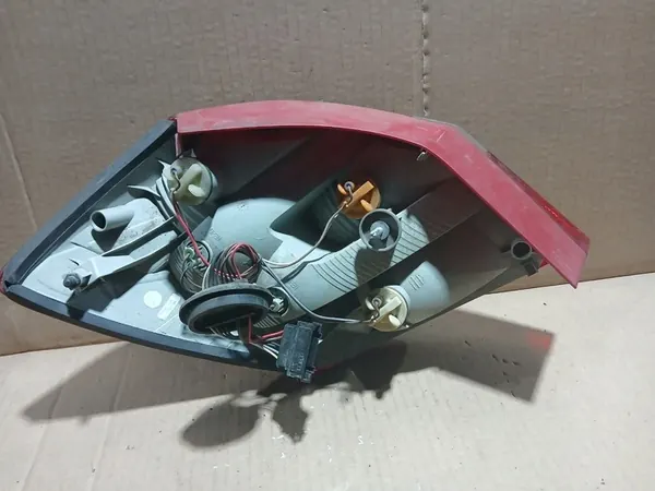 Lámpara Trasera Derecha Skoda Fabia II 5J6945096 image 2