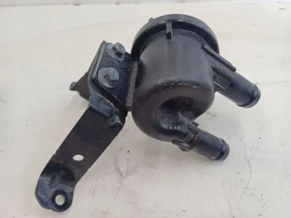 Pompe à eau Volvo XC90 2018 OEM 31368211 image 4