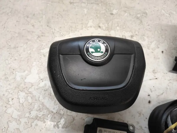 SKODA FABIA II Bältesmodul OEM PAW1026 image 5