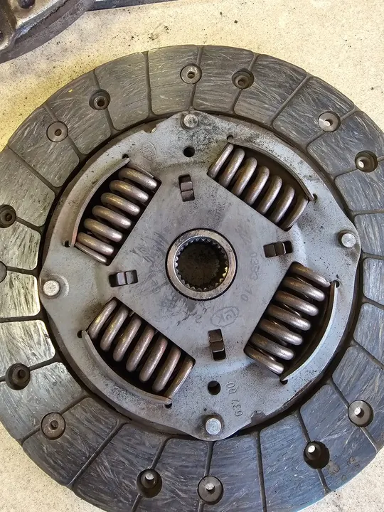 Schaeffler LuK Kytkinlevy 322 0383 10 image 3