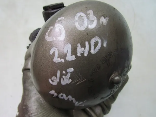 Esfera hidropneumática dianteira CITROEN C5 03R 2.2 OEM image 7
