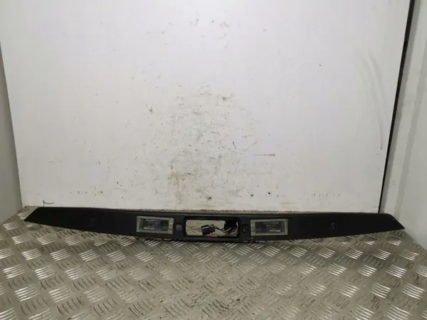Jeep Cherokee kojetaulun valojuova OEM FOB13948 image 2