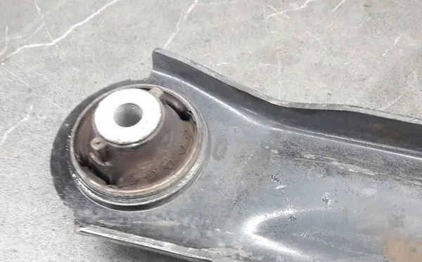 Braccio di Controllo Anteriore Destro Nissan Micra III (K12) OEM 54500-BC42A image 10