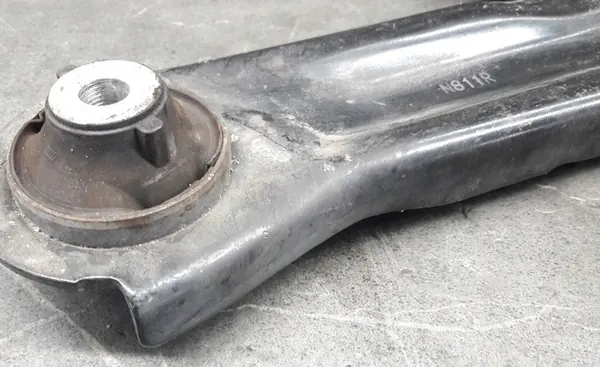 Braccio di Controllo Anteriore Destro Nissan Micra III (K12) OEM 54500-BC42A image 2