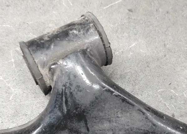 Braccio di Controllo Anteriore Destro Nissan Micra III (K12) OEM 54500-BC42A image 4