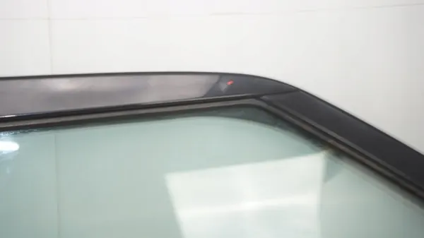 OEM 360208925 Voorrechterdeur Suzuki Swift MK7 image 8