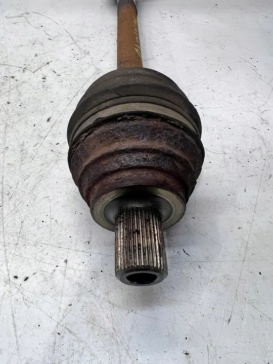 Höger bakaxel Audi A3 8P Quattro 3.2 VR6 image 5