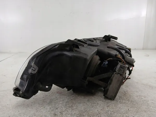 Farol Xenon Direito BMW E39 + Ballast image 6