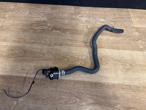 Válvula de vacío OEM 90910-12279 para RAV4 5 2.5 Híbrido image 2
