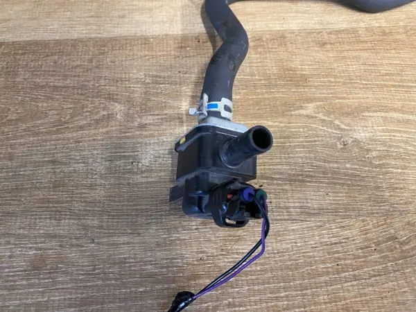 Válvula de vacío OEM 90910-12279 para RAV4 5 2.5 Híbrido image 3