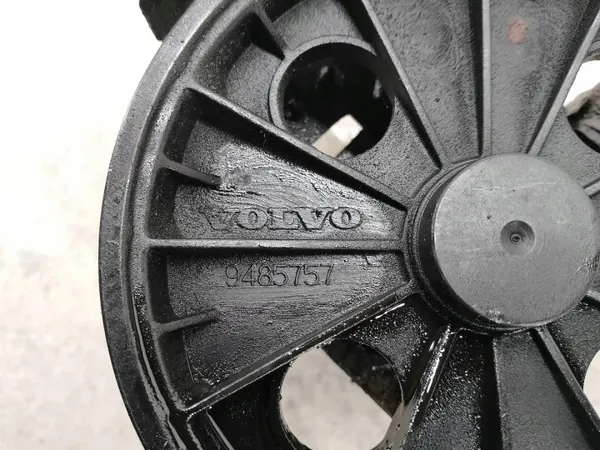 Ohjauspumppu OEM 9485757 Volvo V70 II:lle image 6