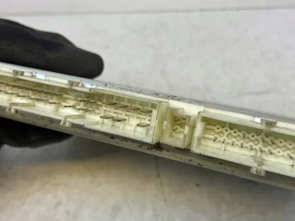 Módulo de control Mercedes OEM A2205453832 - Usado image 8