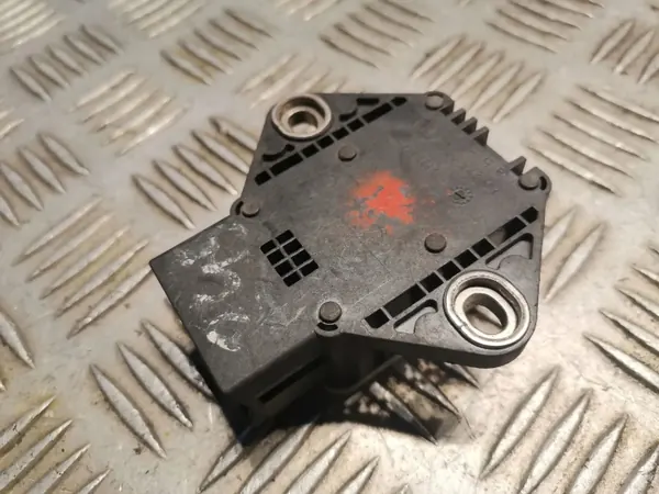 Mercedes-Benz A W169 Snelheidssensor OEM 0045429118 image 3