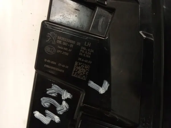 OEM 9835230980 LED DRL Valo Vasen Peugeot 308 III image 8
