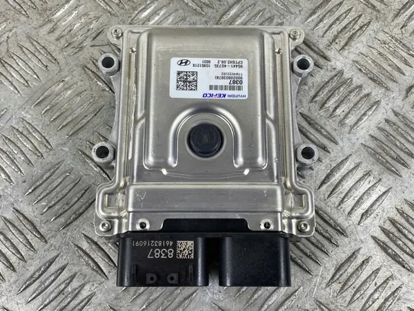 Hyundai Santa Fe 2019 Controllers - Gebruikt OEM-onderdeel image 5