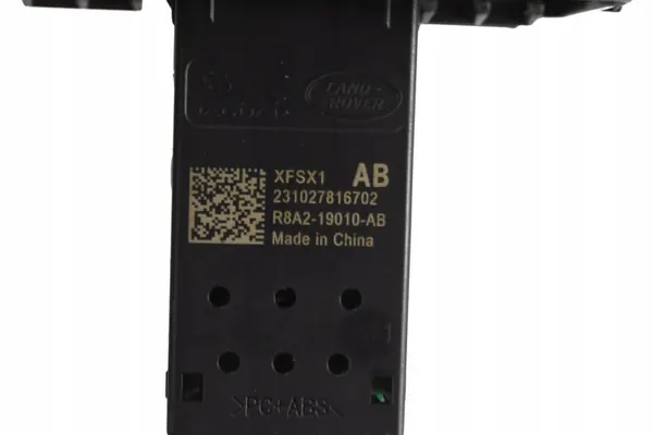 Painel de Porta USB C Traseiro Range Rover Velar L560 image 4