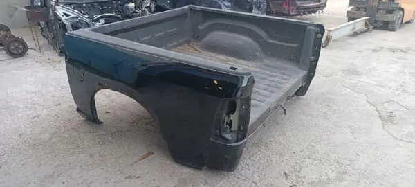 Carrocería Dodge RAM 1500 OEM 184000 - Usado, 2013 image 3