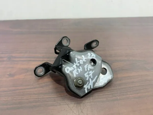 Subaru Outback Vordertürscharniere OEM FBZ28530 image 3