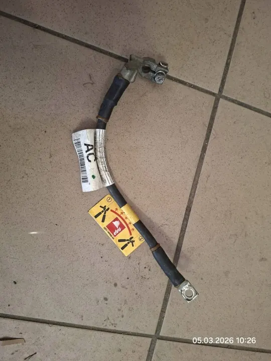 Câble batterie Jaguar I-Pace OEM J9D314N158 - Occasion image 2