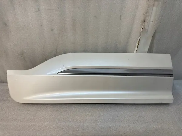 Garniture Portière Arrière Droite Ford Kuga Mk3 OEM LV4B-S25334-D image 2