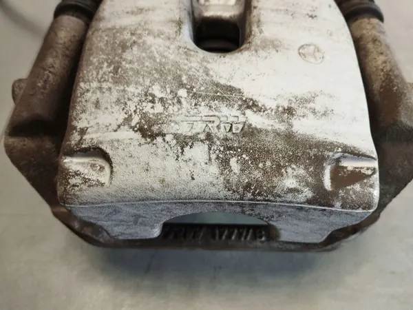 Mercedes-Benz S W222 2014 Oikea Takajarrusatula A2314230881 image 2