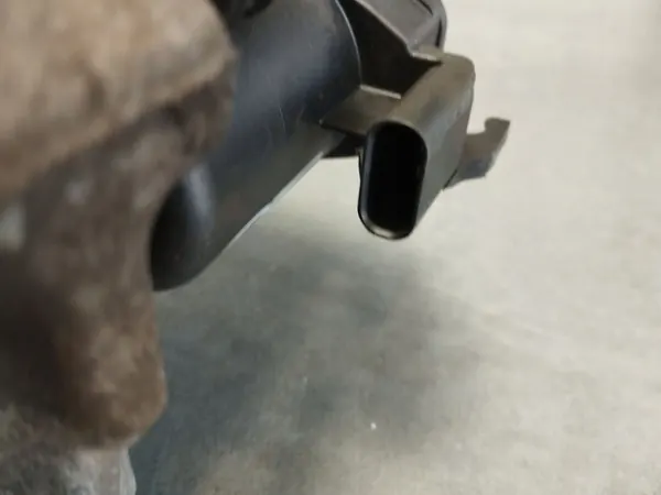 Mercedes-Benz S W222 2014 Oikea Takajarrusatula A2314230881 image 4