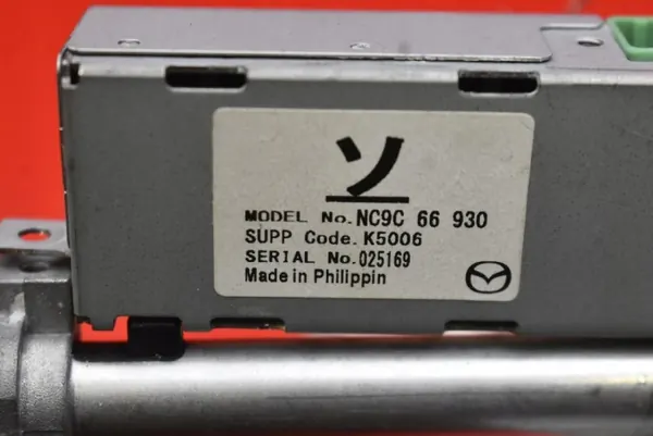 Antenne OEM NC9C66930 pour Mazda MX-5 ND 2015-2021 image 7