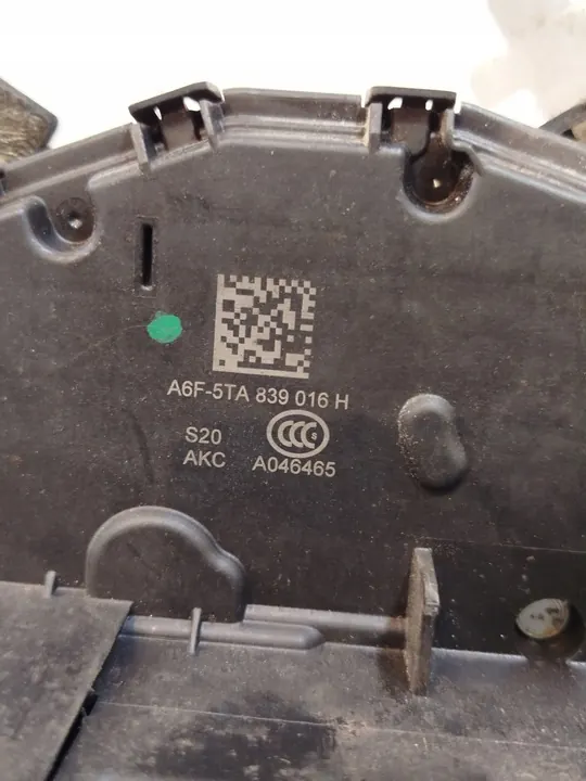 Bakre Höger Dörrlås Skoda Superb III 2.0 TDI image 2