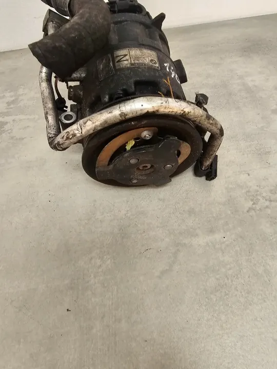 Compressore aria condizionata BMW E90 2.0D image 6