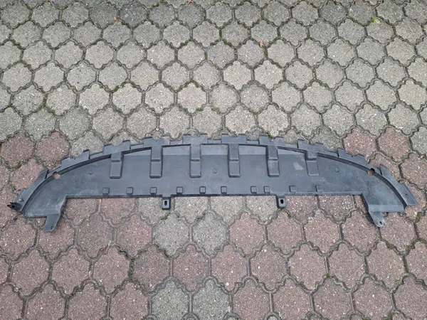 RENAULT MODUS 04- Protetor Inferior Sob Para-choque 8200259264 image 4