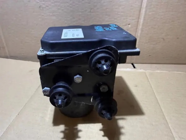 Bomba ABS ESP Audi 8K0907379BH Controlador usado image 6