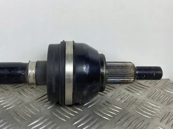 Jeep Grand Cherokee WL achteras halfas OEM P68380008AB image 5
