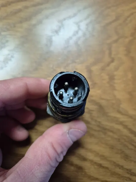 Fuel Oil Temperature Pressure Sensor DAF XF 105 image 3