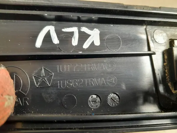 Jeep Cherokee KL 2014+ Ruban Lumière Tableau OEM 1UT72TRMA image 4