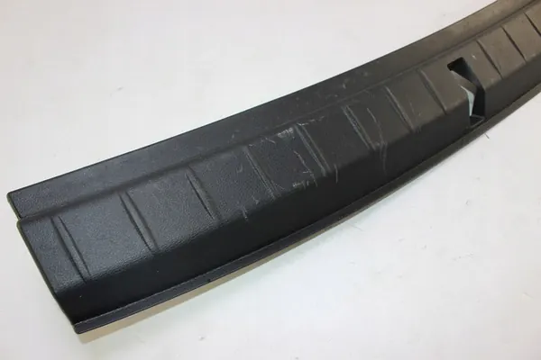 BMW X1 F48 Bagagerumskantsskydd 51477331417 image 2