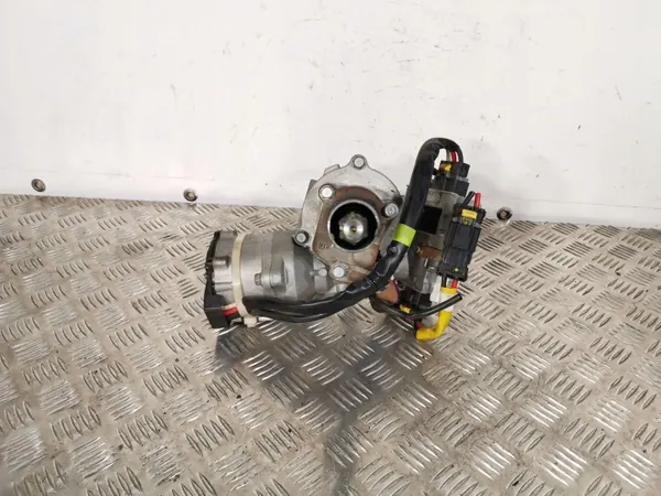 Pompe de direction assistée Kia OEM FBZ3173 - Occasion image 2