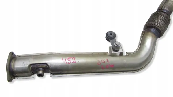 Audi A4 B9 2.0D Pakoputki OEM 8W0253300AM image 4