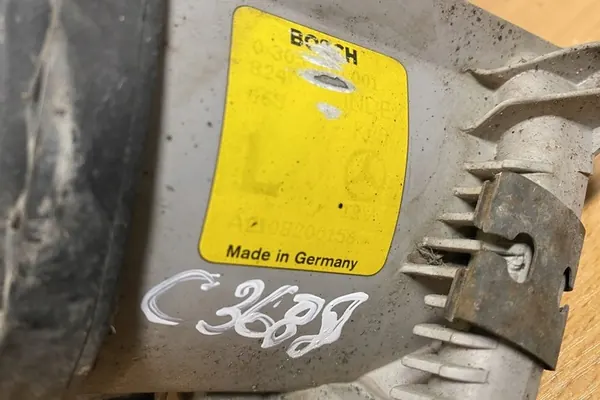 Halogeen linksvoor MERCEDES-BENZ E (W210) A2108200156 image 3