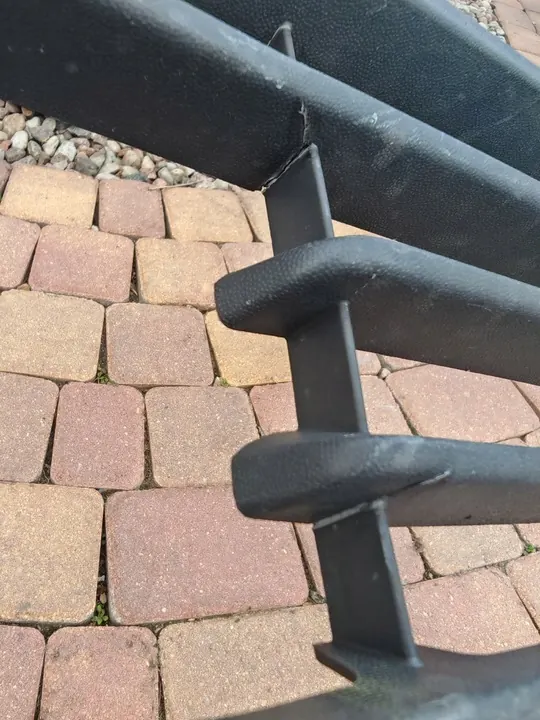 VW POLO V 6R LIFT Front Bumper Grille Radar 6C0853677A image 4