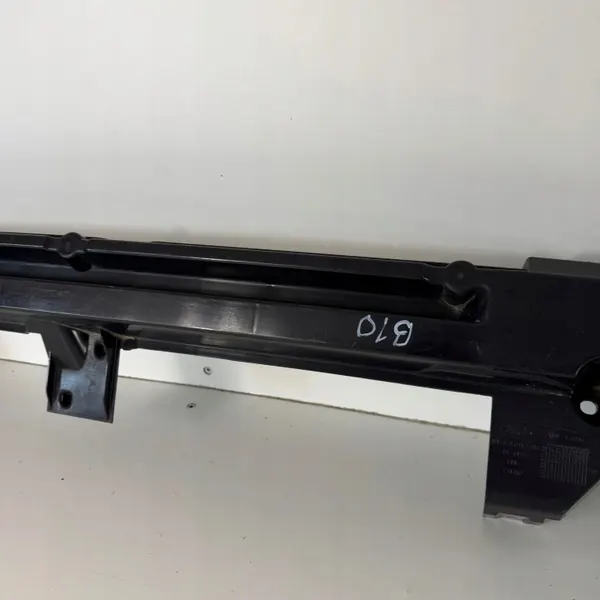 Refuerzo de parachoques trasero Ford OEM 4M5117912AD image 4