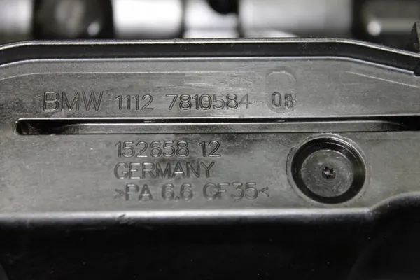 BMW N47 Kleppendeksel OEM 7810584 - Gebruikt image 7