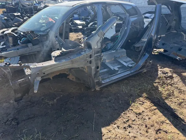 Renault Kadjar Lado Dianteiro Esquerdo OEM CUN325 - Usado image 5