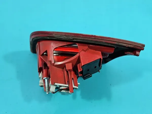Luz Trasera Izquierda Audi A3 8P Sportback OE image 2