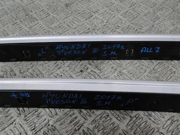 Barras de techo Hyundai Tucson III OEM - Estado usado image 6