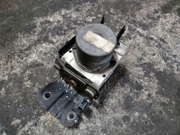 Bomba ABS Kia Ceed II OEM 58920-A2210 Usado image 3