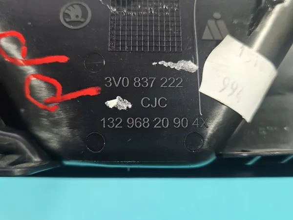 Sisäkahva Etu Oikea Skoda Superb III OEM 3V0837222 image 4