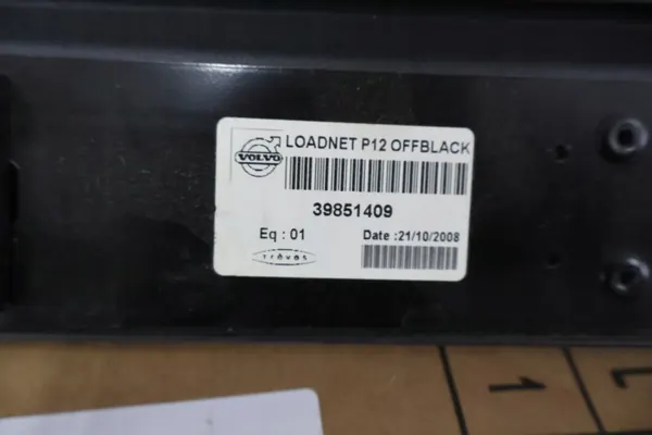 Volvo V50 2004-2007 kofferbaknet OEM 39851409 image 6