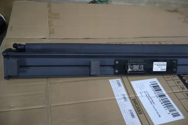 Volvo V50 2004-2007 kofferbaknet OEM 39851409 image 7